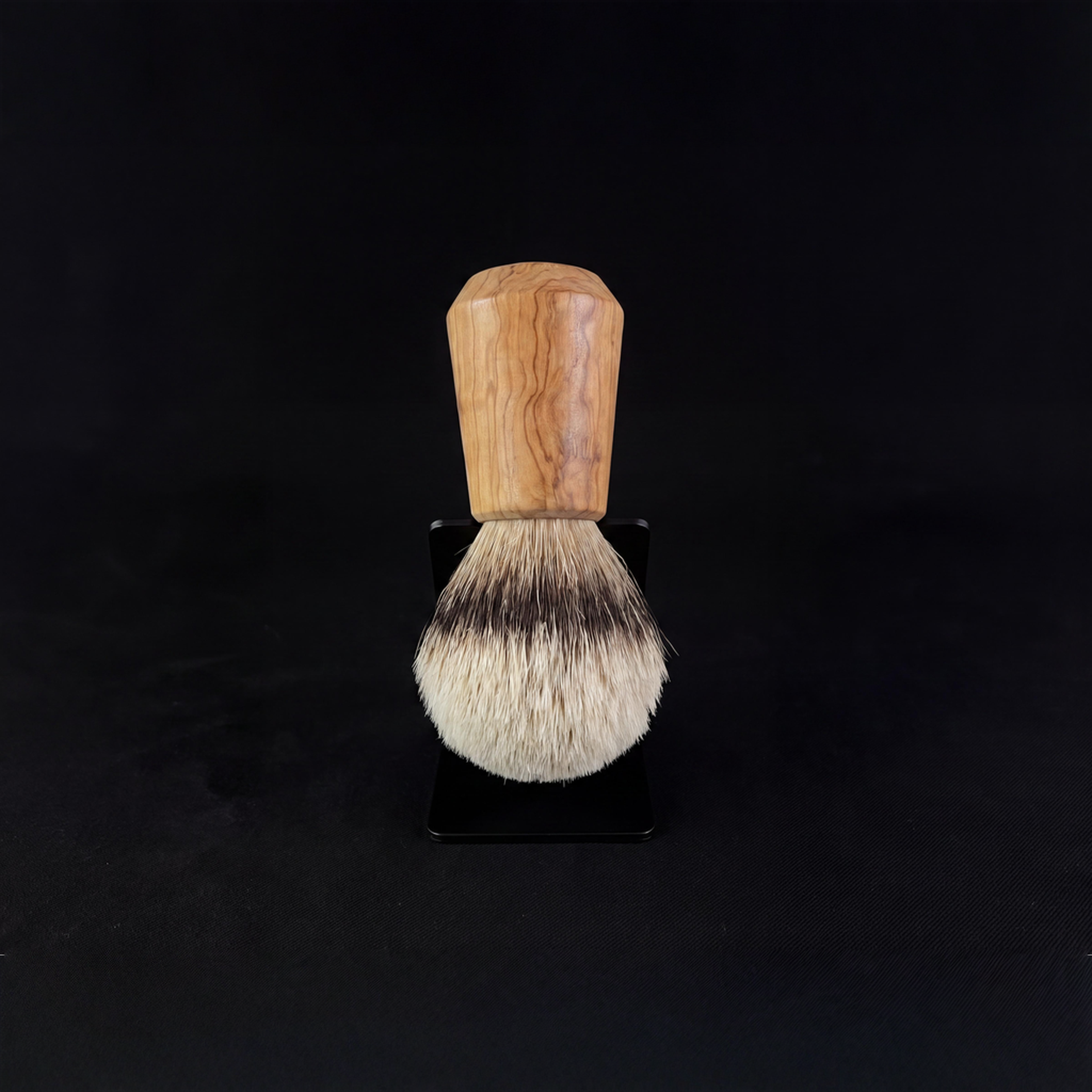 NEW Thäter Handcrafted Shaving Brush